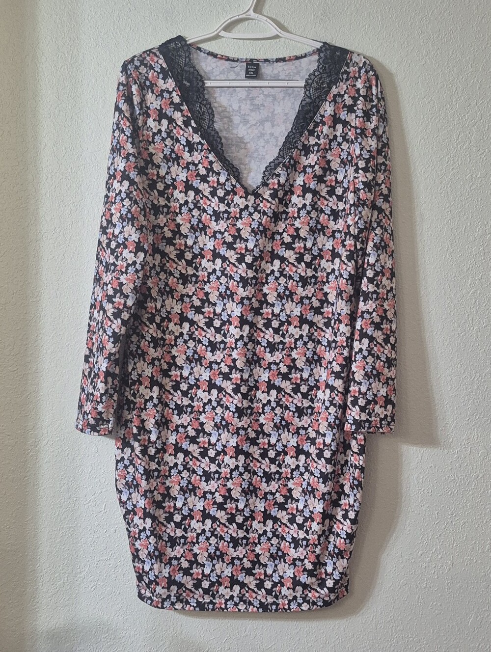 SHEIN Black Floral V-Neck Lace-Trim Midi Dress with Pink & White Flowers